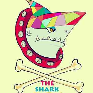 中国巨乳杂技三人组在线看
